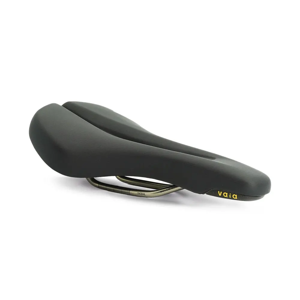 Selle Royal Vaia Athletic Saddle 1
