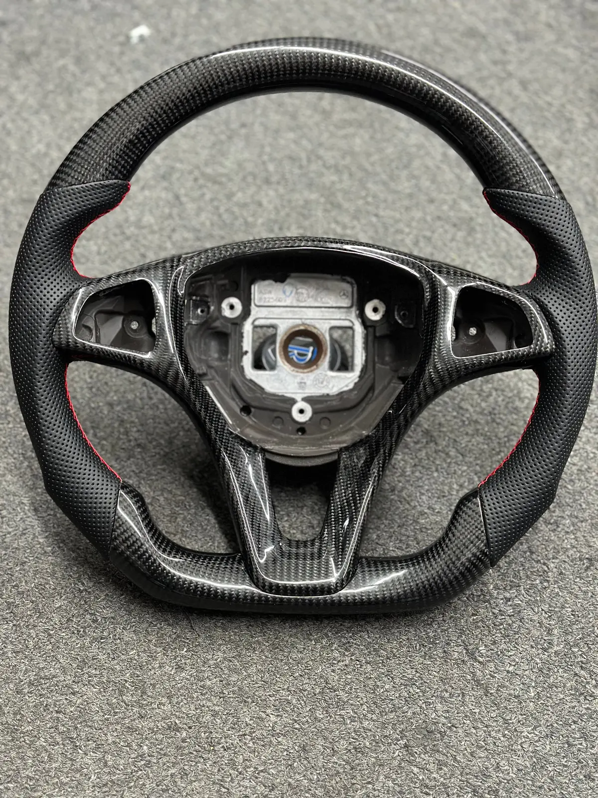 Steering Wheel - Mercedes Benz - C300 (Red Stitching) 1