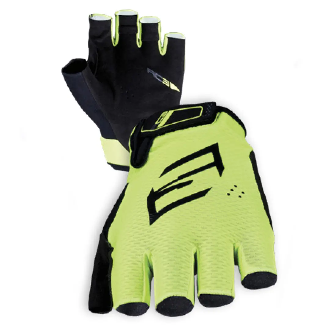 Five Rc3 Shorty Gloves. 1