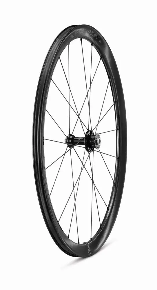 Campagnolo Hyperon Carbon Wheel Set 1