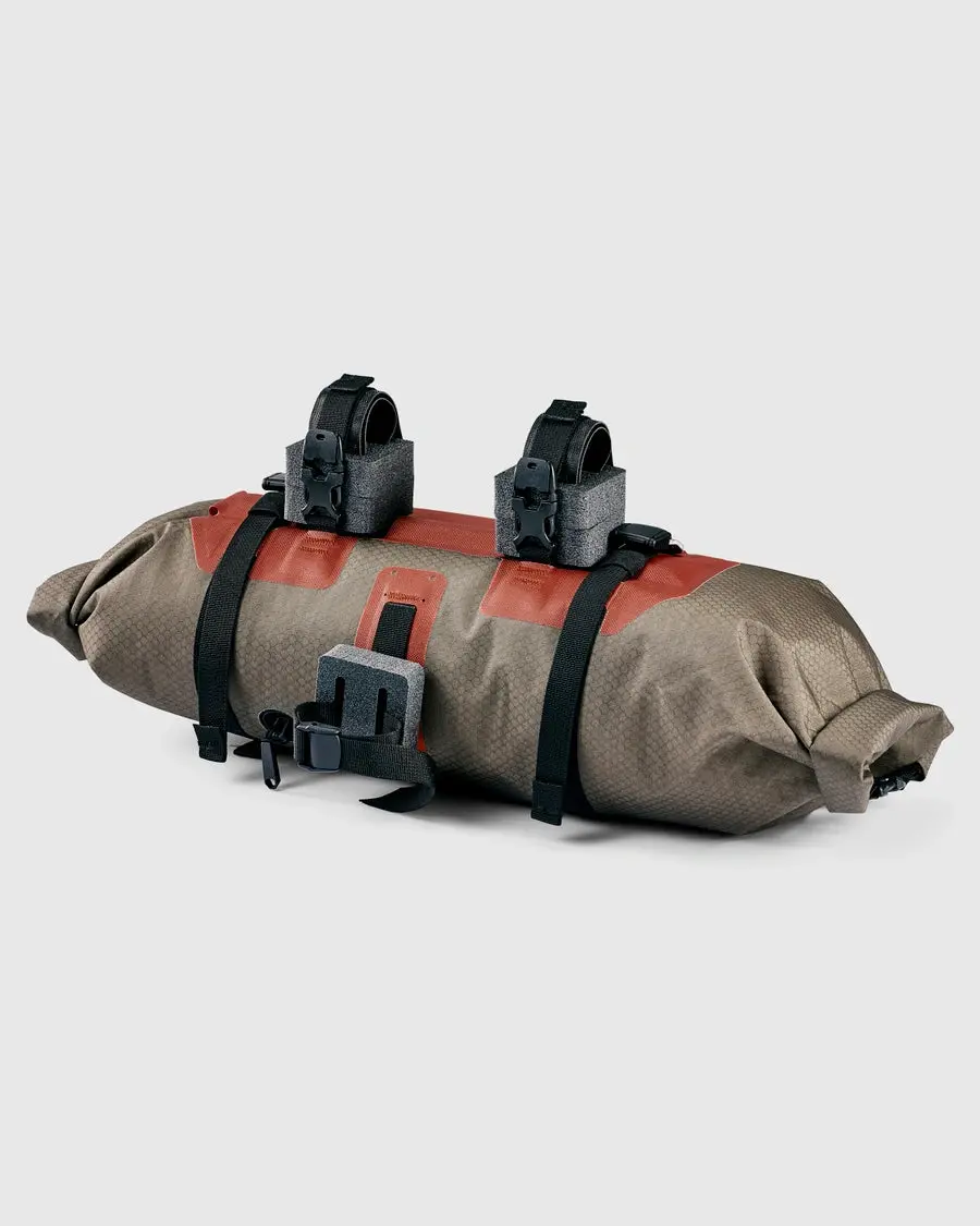 Assos X Ortlieb Handlebar Pack 9L 1