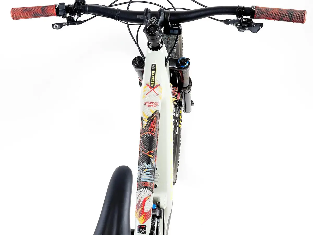 All Mountain Style - Stranger Things™ Demogorgon Frame Guard 2