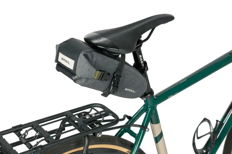 Basil - Navigator Storm Waterproof Saddle Bag Medium 1.5L 1