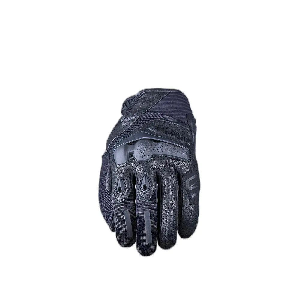 Five Rs1 Gloves 1