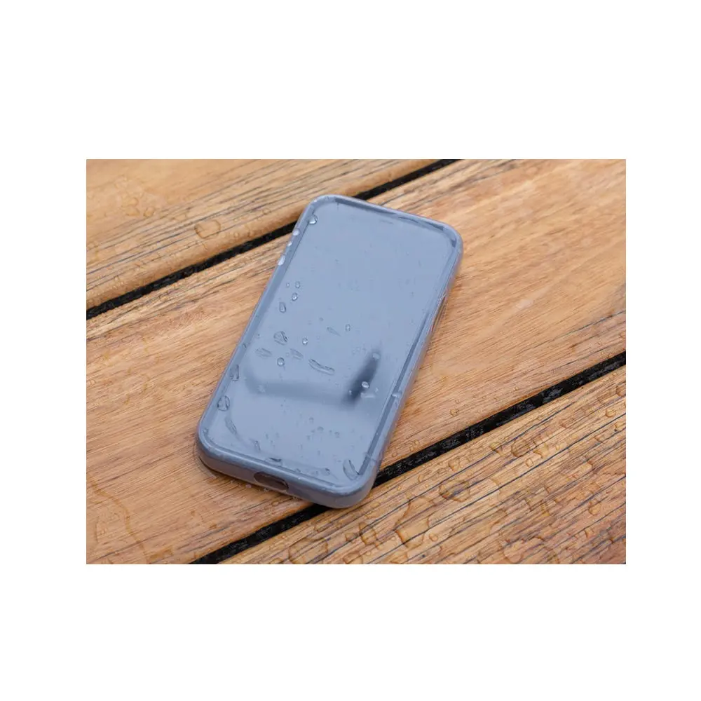 Quadlock Poncho For Apple Iphone 1