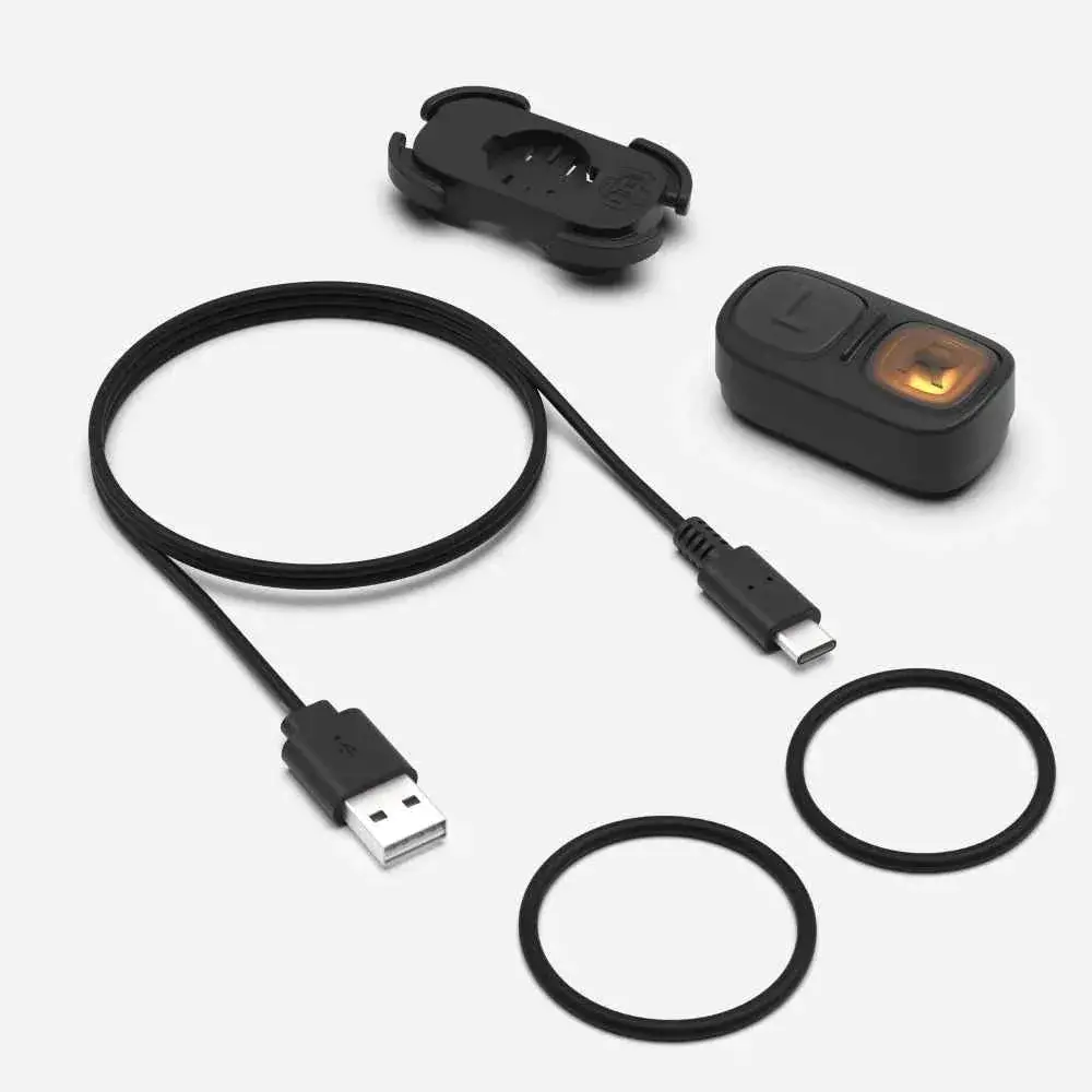 Lumos Remote (Usb-C Charging) + Handlebar Mount 2