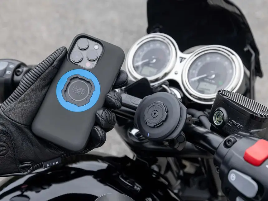Quadlock Motorcycle Mount Accessories - Weatherproof Wireless Charing Head 1