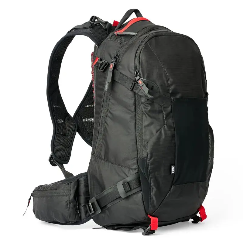 Uswe Zippered Vst 25L Day Pack 1