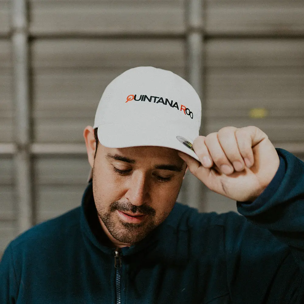 Quintana Roo White Technical Running Hat 1
