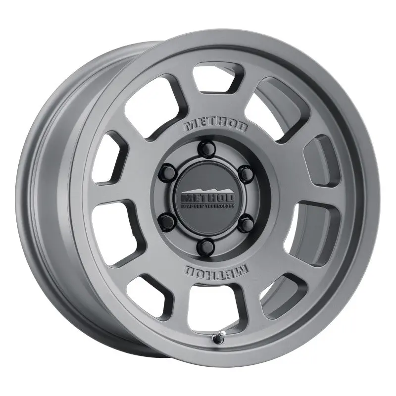 Method Mr705 Off-Road Wheel – 17X8.5", +35Mm Offset, 6X5.5" Bolt Circle, 106.25Mm Center Bore, Titanium Finish 1